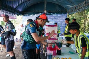 BIB: 
                            <button type="button" onclick="openModal(28155200)" class="btn btn-primary btn-sm float-right btn-popup" data-toggle="modal" data-target=".modal-high-quality">
                        <i class="fas fa-shopping-cart"></i> Add to Cart
                    </button>
                                            <button type="button" onclick="isThisMe(28155200, true)" class="btn btn-success btn-sm float-right btn-popup btn-isme hidden" data-toggle="tooltip" data-placement="bottom" title="นี่คือรูปของคุณใช่ไหม คลิกที่นี่เพื่อเอาเข้าอัลบั้ม">
                        <i class="fas fa-plus"></i> Add to album
                    </button>
                    <button type="button" onclick="isThisMe(28155200, false)" class="btn btn-warning btn-sm float-right btn-popup btn-isnotme hidden">
                        <i class="fas fa-ban"></i> Remove from album
                    </button>